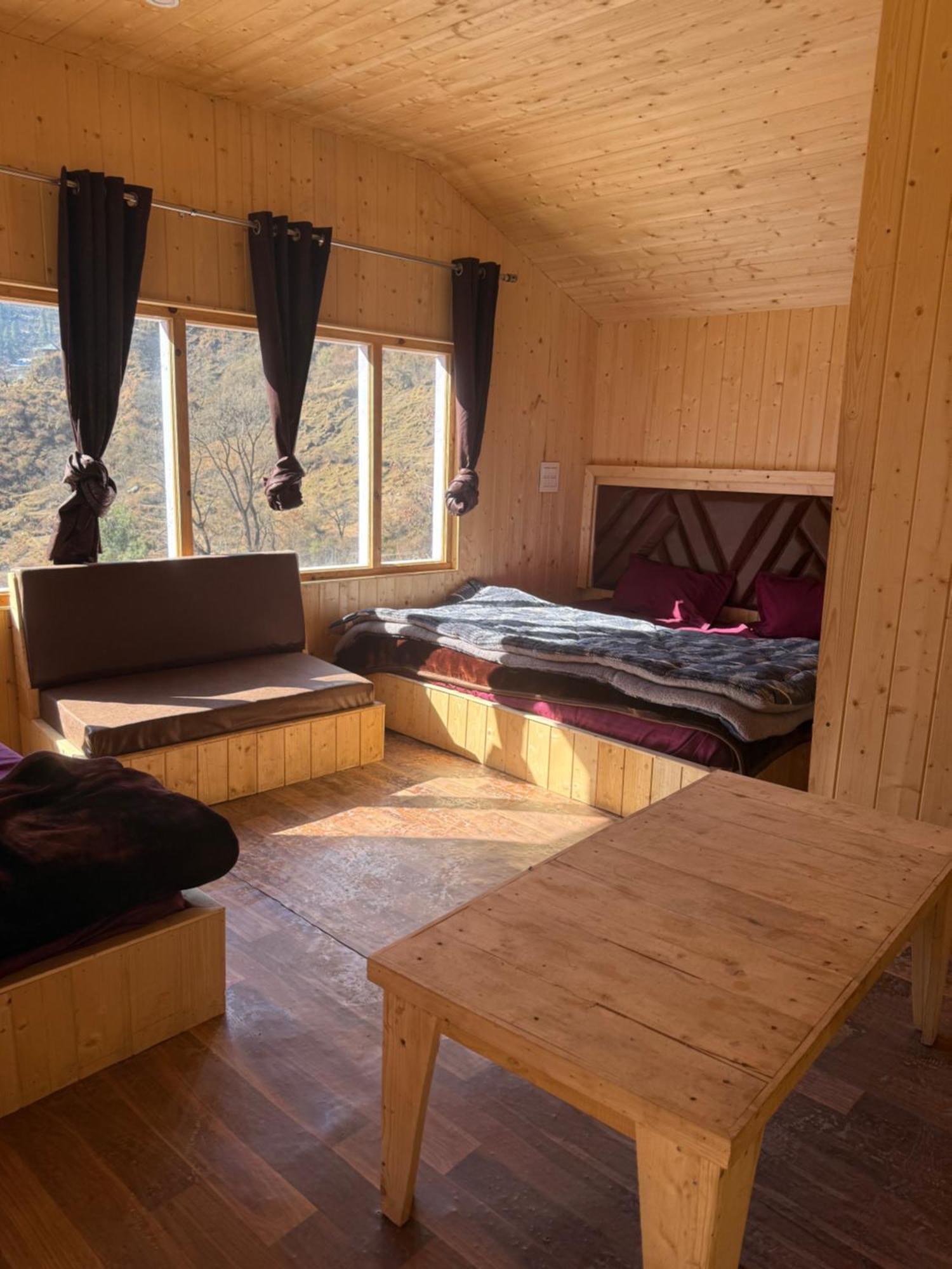 Lord Shiva Dimension Hotell Tosh Exteriör bild